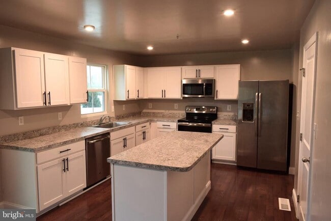 Foto del edificio - 120 Shiningfield Ct