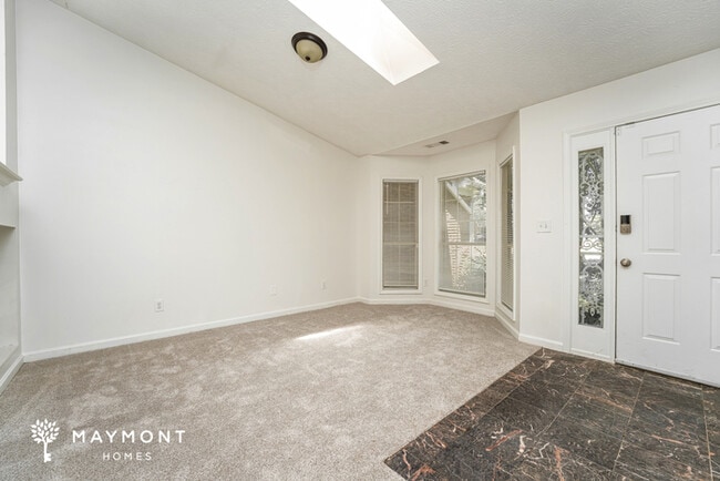 Building Photo - 2139 Meadowview Ct SE