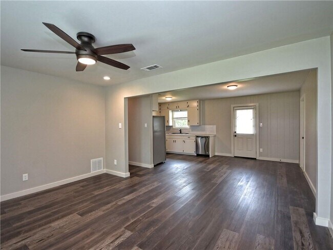 Building Photo - 12202 Pecan St