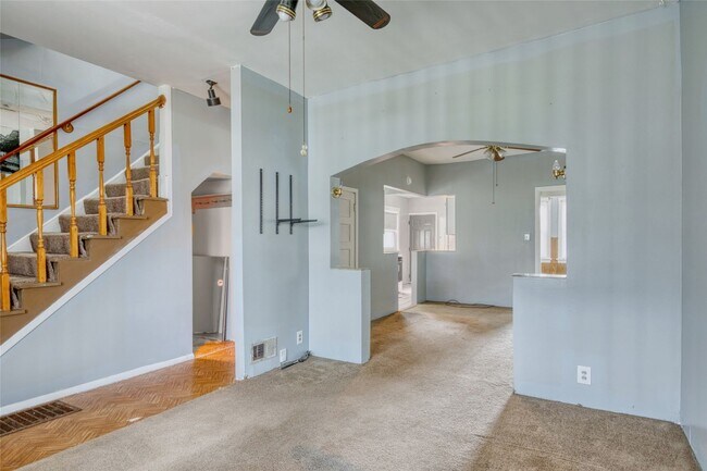 Foto del edificio - 4154 Schiller Pl