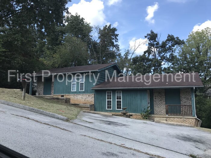 Primary Photo - Beautiful Remodeled Duplex