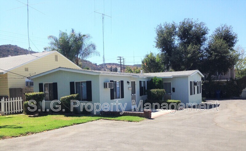 Foto principal - 10315 Eldora Ave