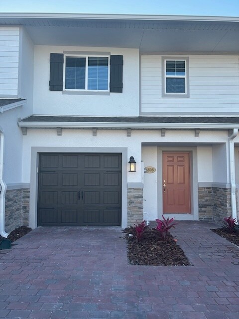 Foto principal - 4808 Jackstaff Way