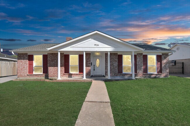 Foto del edificio - 9126 Troulon Dr