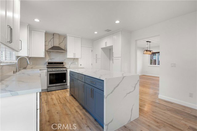 Building Photo - 4121 Picasso Ave