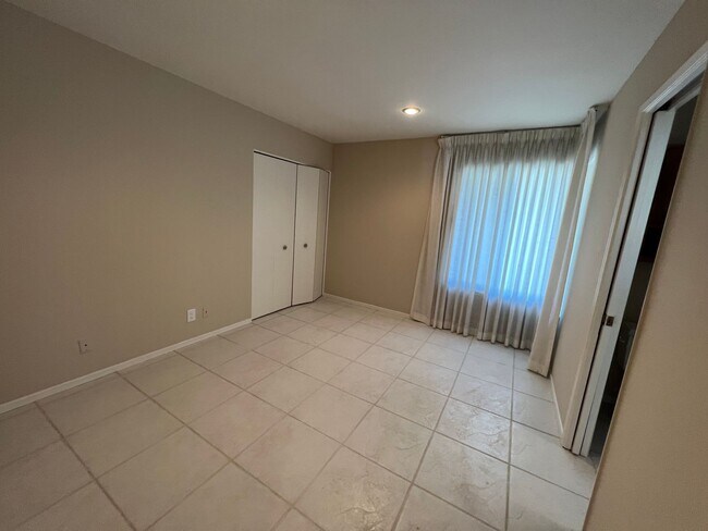 Foto del edificio - Well Located Home in Camarillo, CA