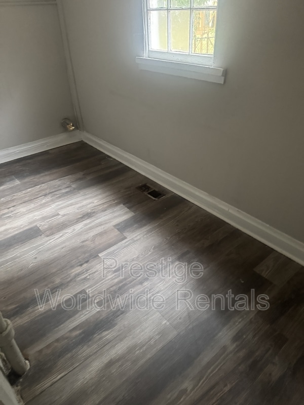 Foto del edificio - 3905 Oates Ave