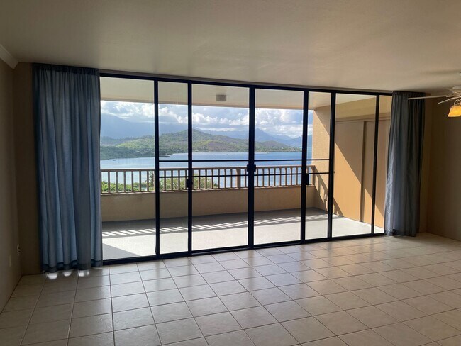 Foto del edificio - Spacious 3 bedroom with amazing views