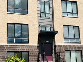 Building Photo - 1298 Catalina Ct.
