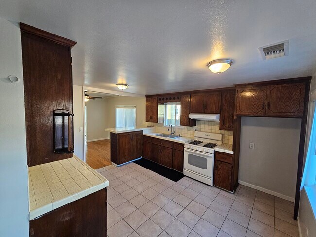 Foto del edificio - 501 Macdonald St