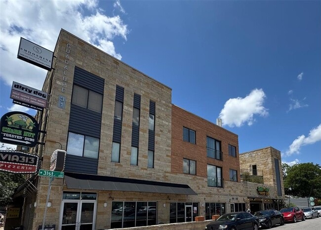 Building Photo - 3016 Guadalupe St