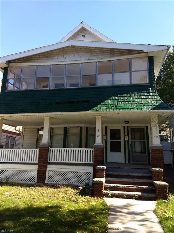 Front View - 913 Helmsdale Rd