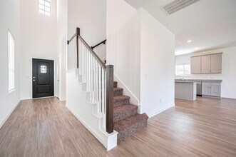 Building Photo - 1001 Laguna Cv Dr