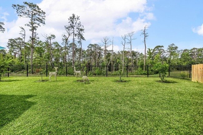 Building Photo - 1193 Stillwater Pond Dr