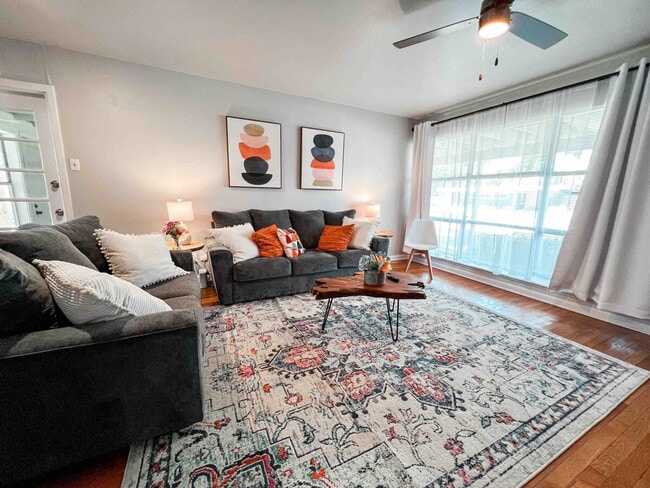 Building Photo - 318 Aberdeen Ave