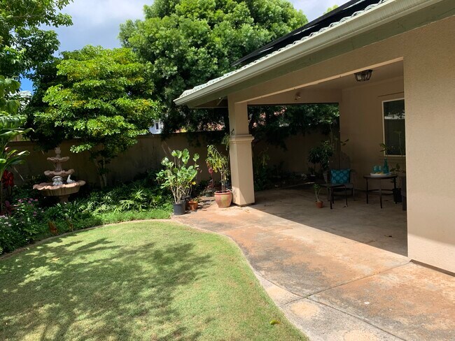 Foto del edificio - 327 Ainahou St