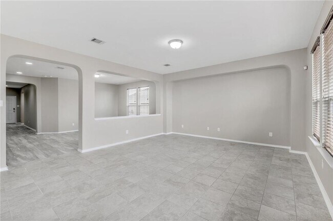 Building Photo - 131 Connor Elkins Dr