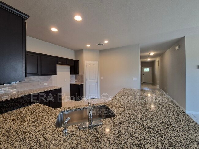 Building Photo - 3317 Burch Brook Cove
