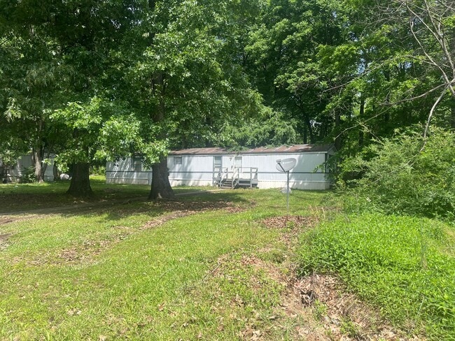 Building Photo - Nice Family home in Ward