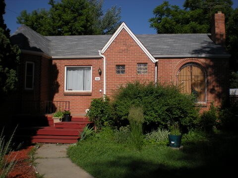 Building Photo - 1301 Utica St
