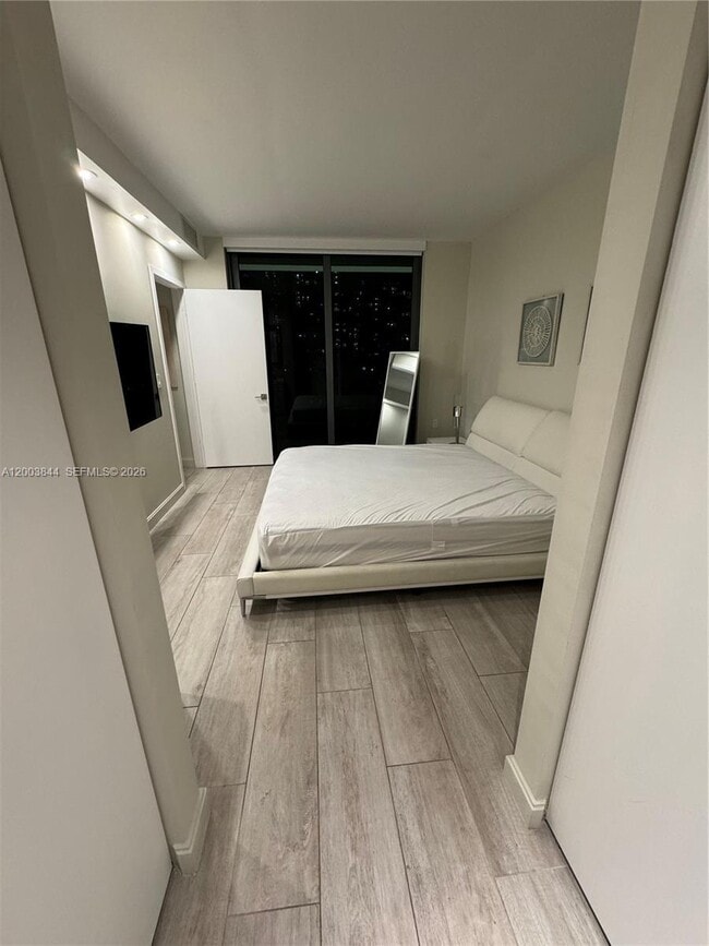Foto del edificio - 55 SW 9th St