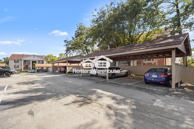 Building Photo - 708 Ridgeside Dr