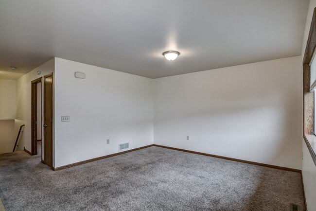 Building Photo - 4320 Black Ct