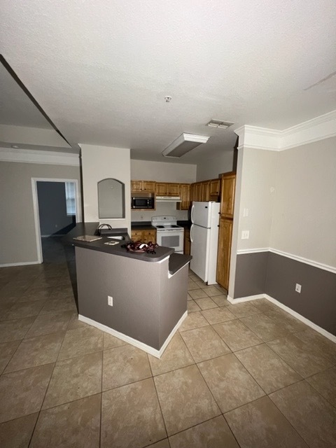 Building Photo - 6627 Queens Borough Ave