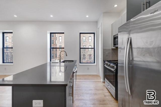 Foto del edificio - 4 bedroom in Brooklyn NY 11226