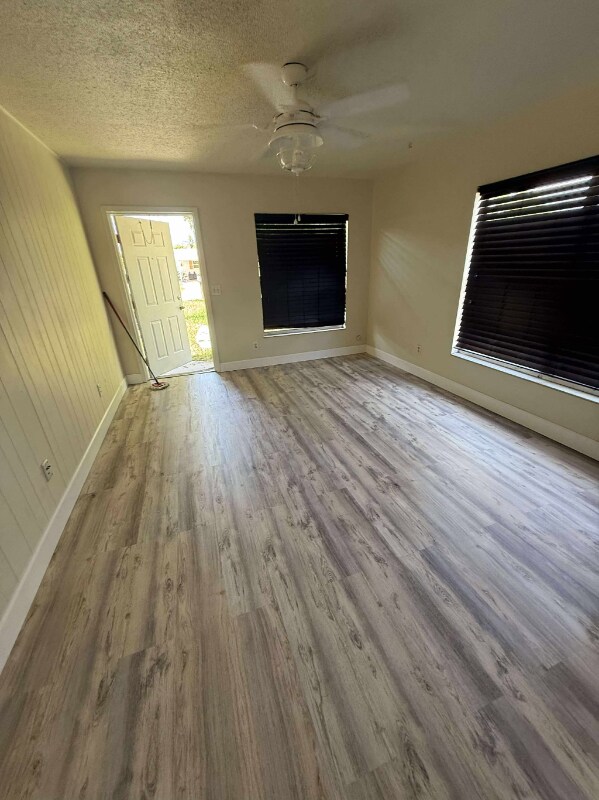 Foto del edificio - 4511 87th St Ct W