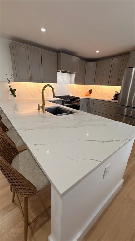 Foto del edificio - 6 Pratt Ave