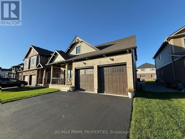 Building Photo - 9337 White Oak Ave