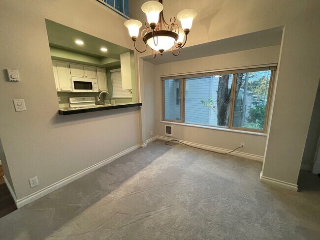 Building Photo - 11775 SW Boones Bend Dr