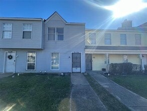 Building Photo - 2174 Aspen Dr