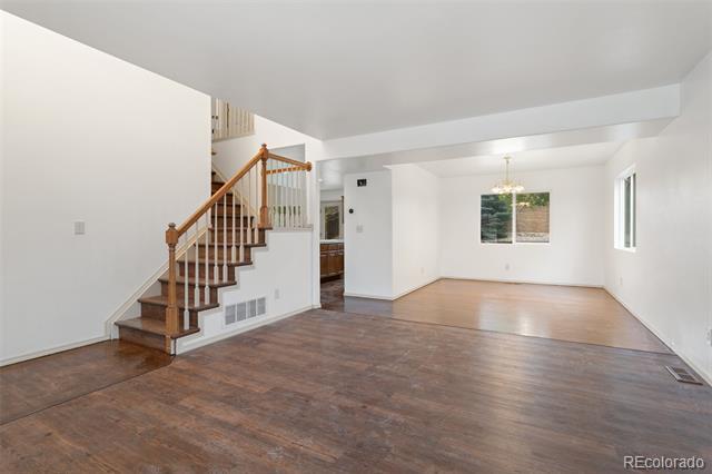 Foto del edificio - 7214 Grand Prairie Dr