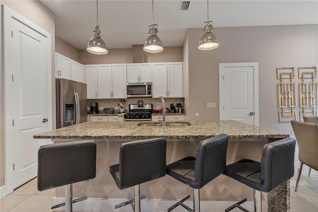 Building Photo - 2664 Sunrise Shores Dr