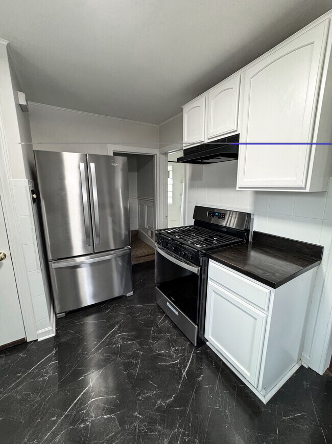 Foto del edificio - 1919 S 93rd St