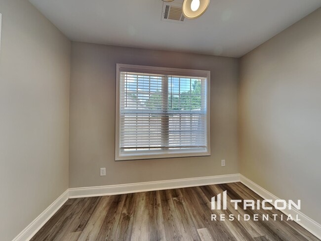 Building Photo - 1312 Keaton Dr