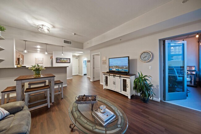 Foto del edificio - 253 10th Ave