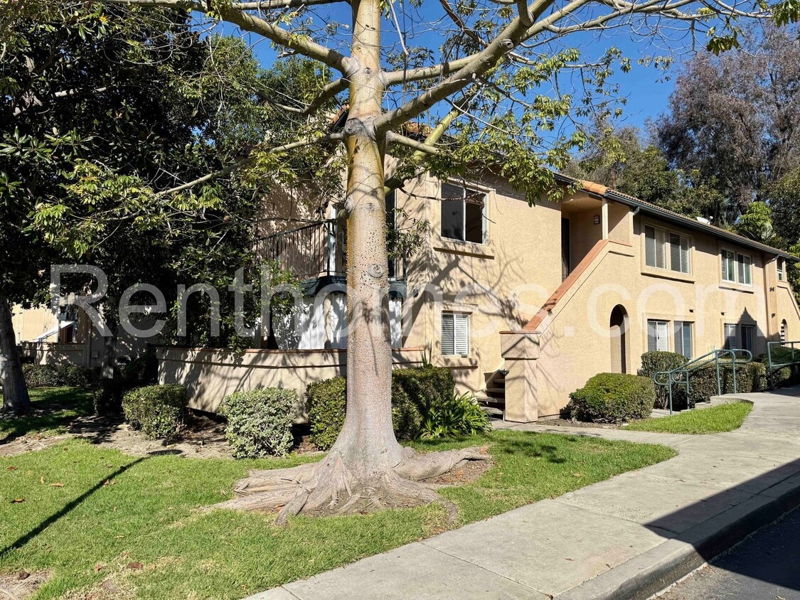 Primary Photo - Rancho Bernardo, 11263-D Avd De Los Lobos, Upper Corner unit, AC, Fireplace, Comm Pool, Spa, Tenn...