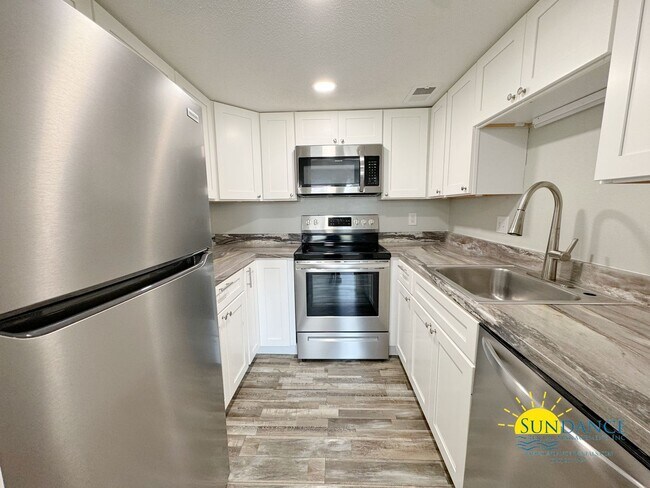 Foto del edificio - Beautiful 2 Bedroom Unit in Gated Finestra Community !