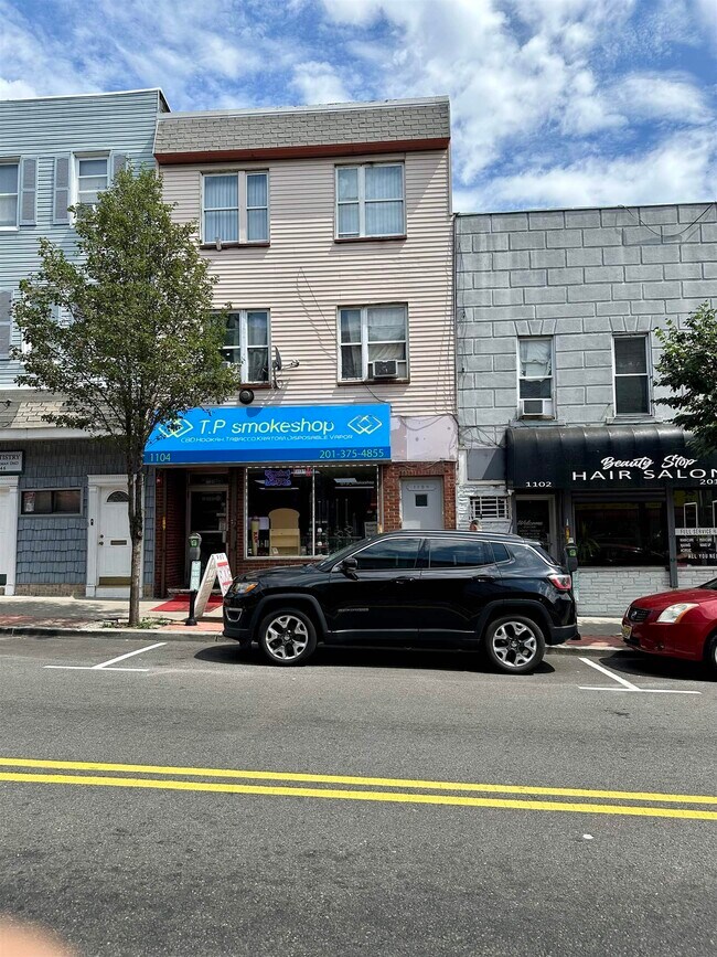 Foto del edificio - 1104 Summit Ave