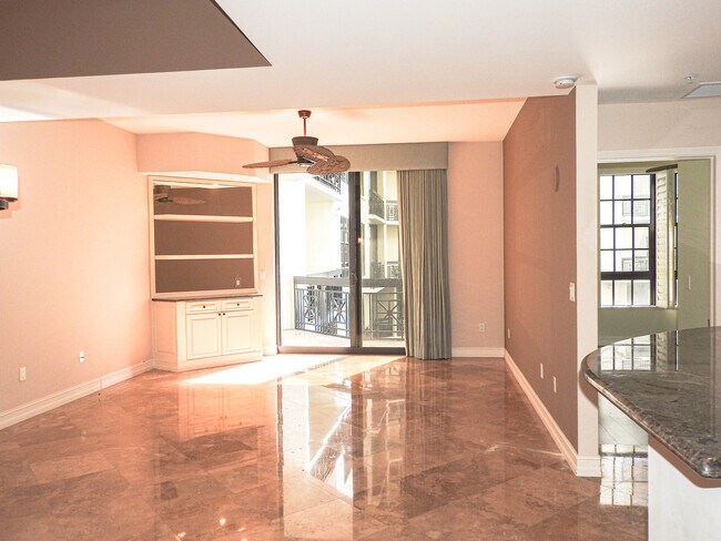 Foto del edificio - 801 S Olive Ave