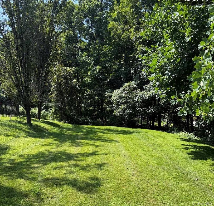 Foto del edificio - 5 Candlewood Ct