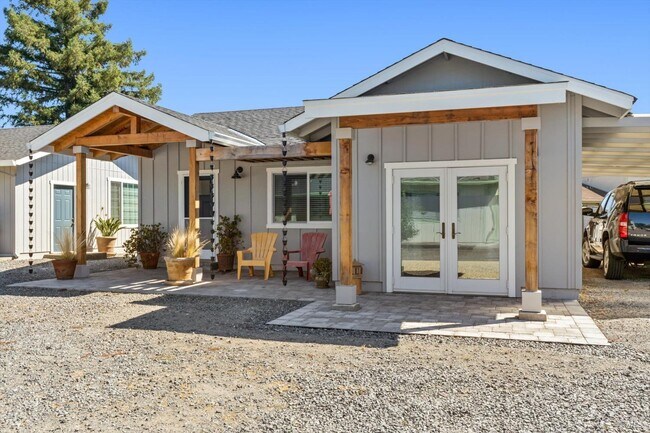 Building Photo - 5919 Old Redwood Hwy