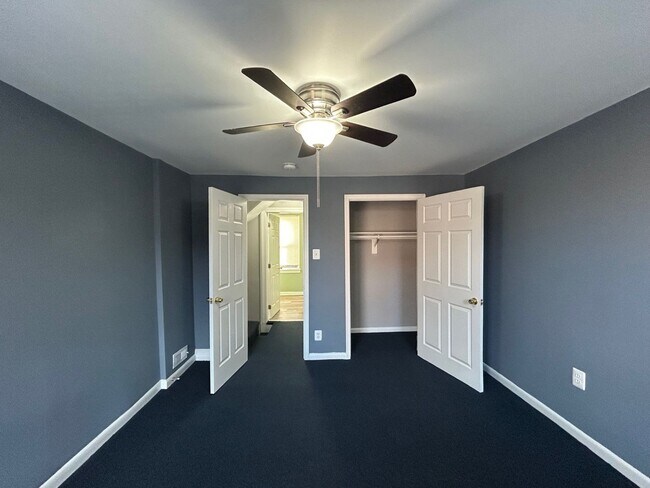 Foto del edificio - Baltimore - 3 Bedrooms and 1 bath Available!