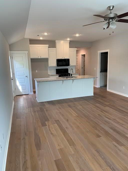 Foto del edificio - 1535 S Duncan Ave