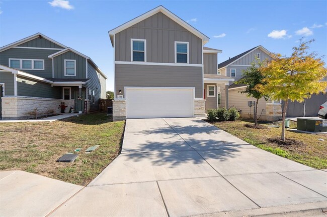 Foto del edificio - 222 Jaycen Ln