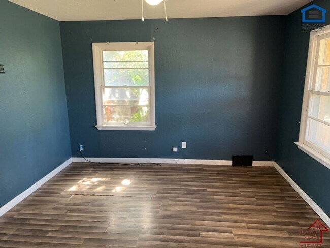 Foto del edificio - 2811 NW 21st Pl