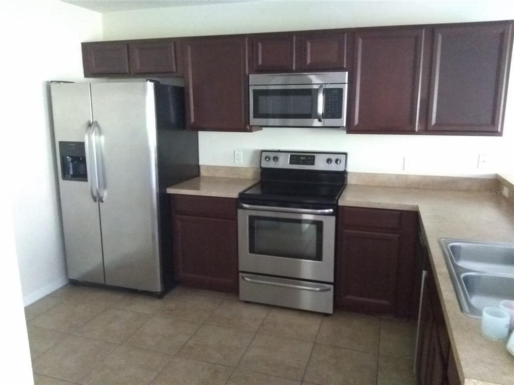 Building Photo - 13495 Applerose Ln
